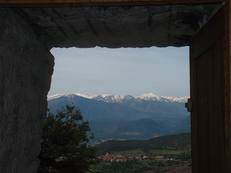 De l'intérieur : les Pyrénées.